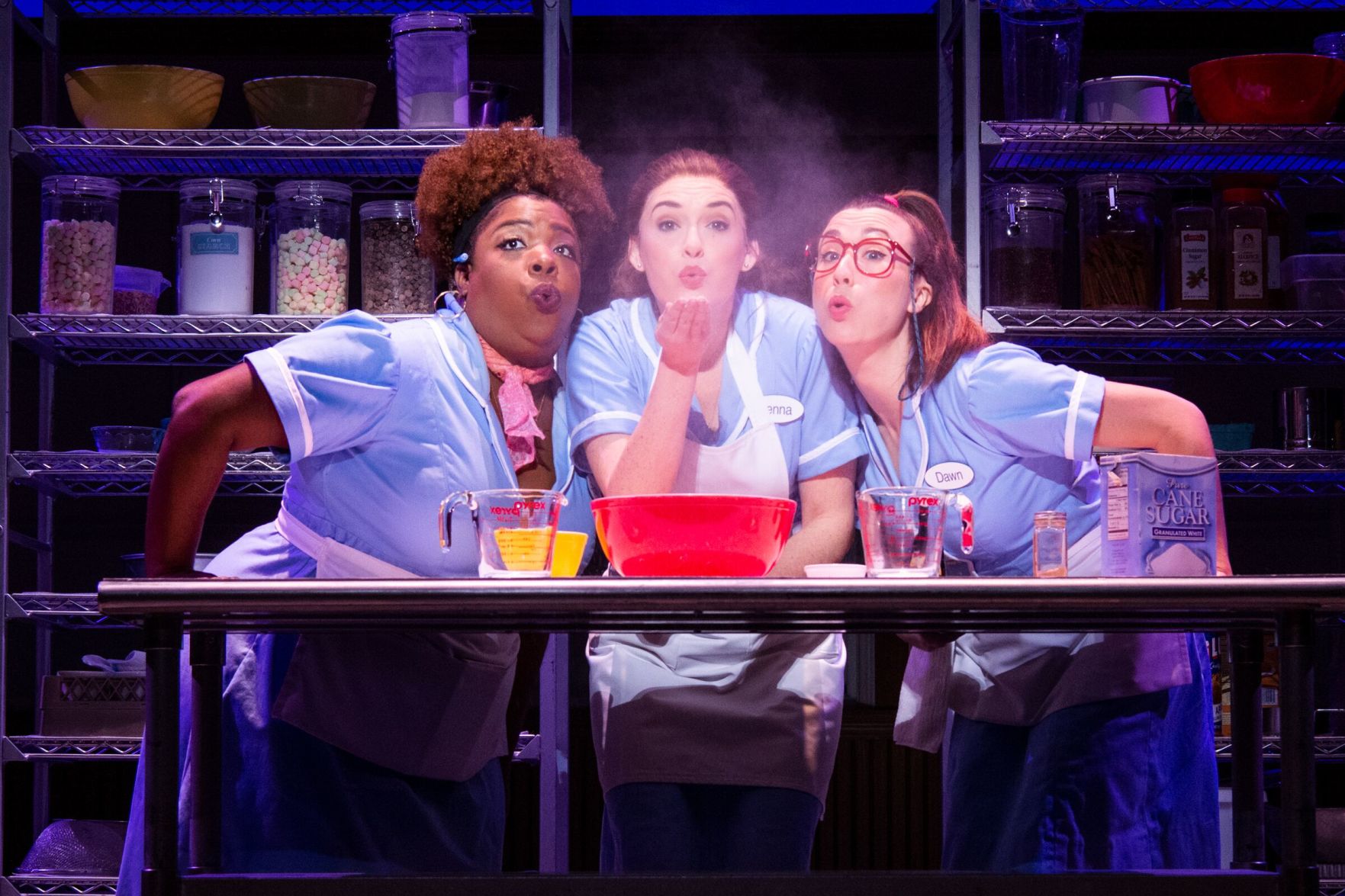 waitress5.jpg